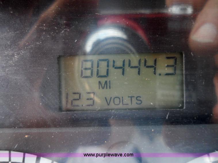 image for item 5059 2001 Freightliner FL80 digger truck