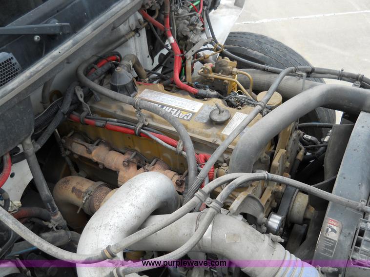 image for item 5059 2001 Freightliner FL80 digger truck