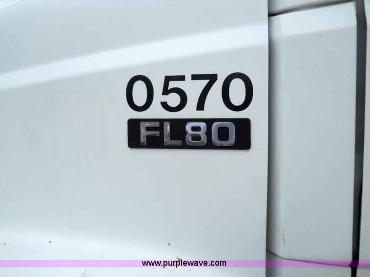 image for item 5059 2001 Freightliner FL80 digger truck