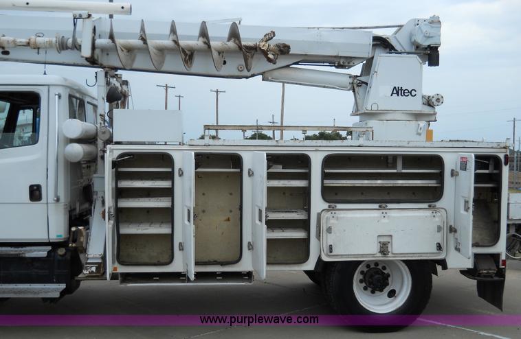 image for item 5059 2001 Freightliner FL80 digger truck