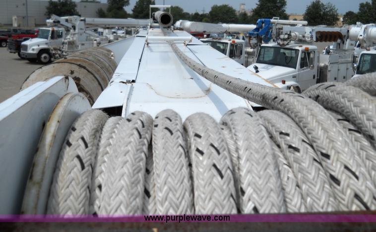 image for item 5059 2001 Freightliner FL80 digger truck