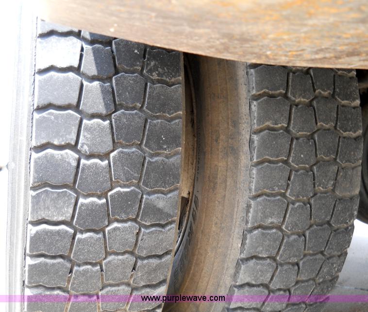 image for item 5059 2001 Freightliner FL80 digger truck