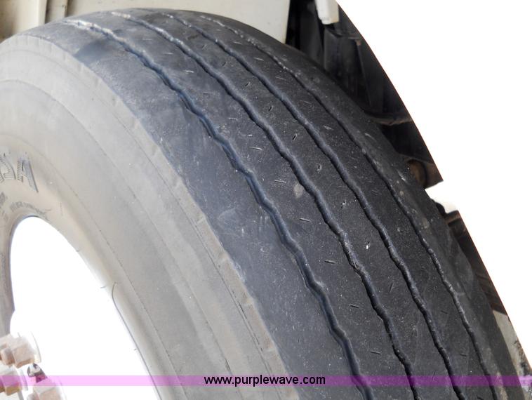 image for item 5059 2001 Freightliner FL80 digger truck