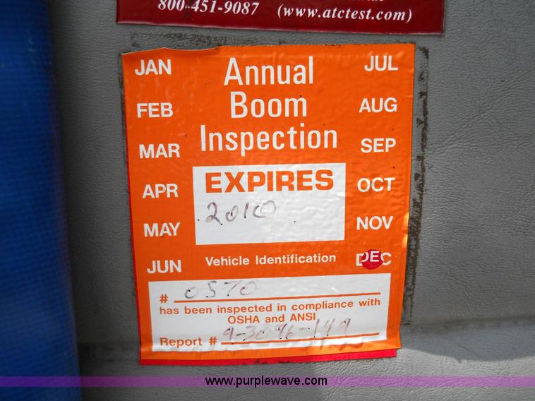 image for item 5059 2001 Freightliner FL80 digger truck