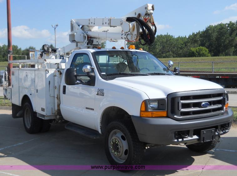image for item 5060 2000 Ford F550 Super Duty bucket truck