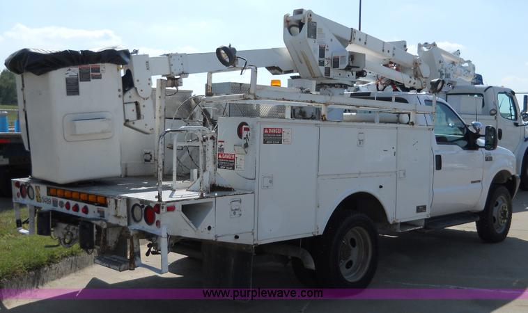 image for item 5060 2000 Ford F550 Super Duty bucket truck