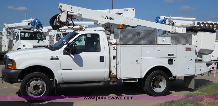 image for item 5060 2000 Ford F550 Super Duty bucket truck