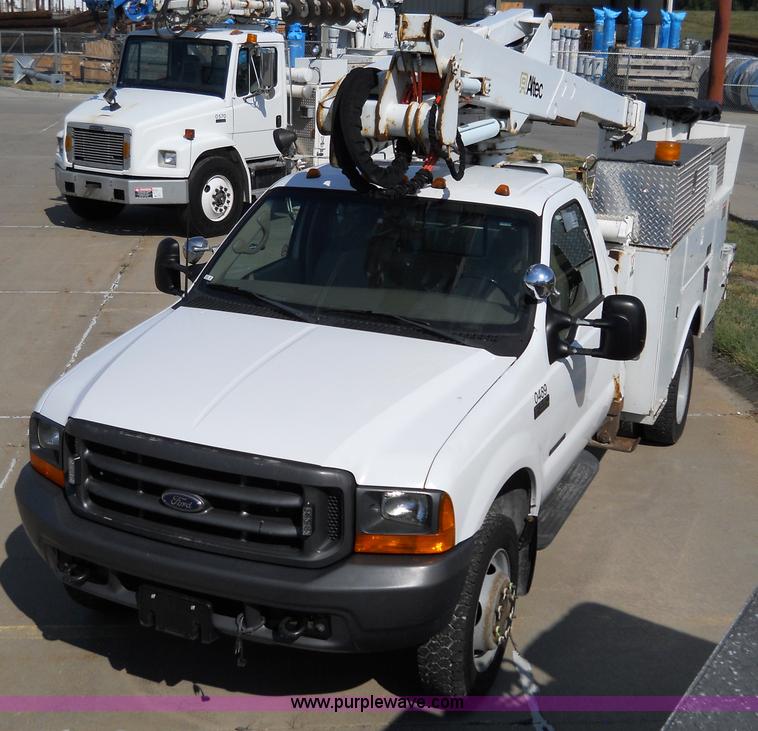image for item 5060 2000 Ford F550 Super Duty bucket truck