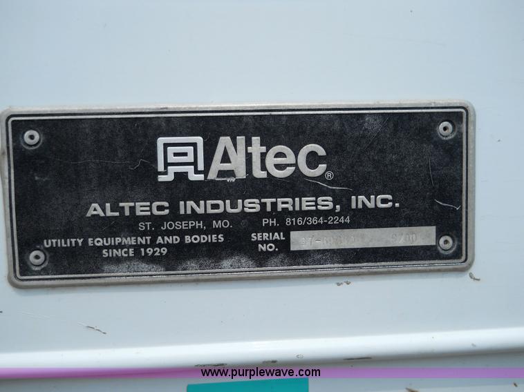 image for item 5060 2000 Ford F550 Super Duty bucket truck