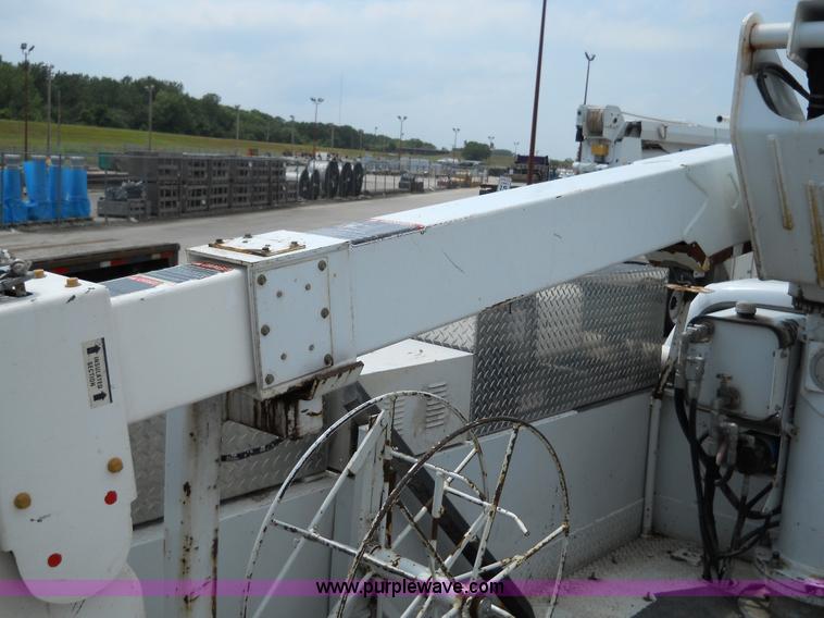 image for item 5060 2000 Ford F550 Super Duty bucket truck