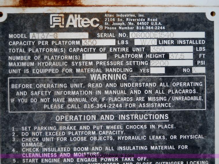 image for item 5060 2000 Ford F550 Super Duty bucket truck