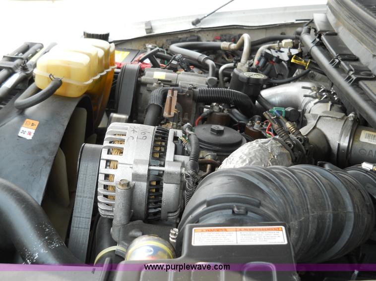 image for item 5060 2000 Ford F550 Super Duty bucket truck