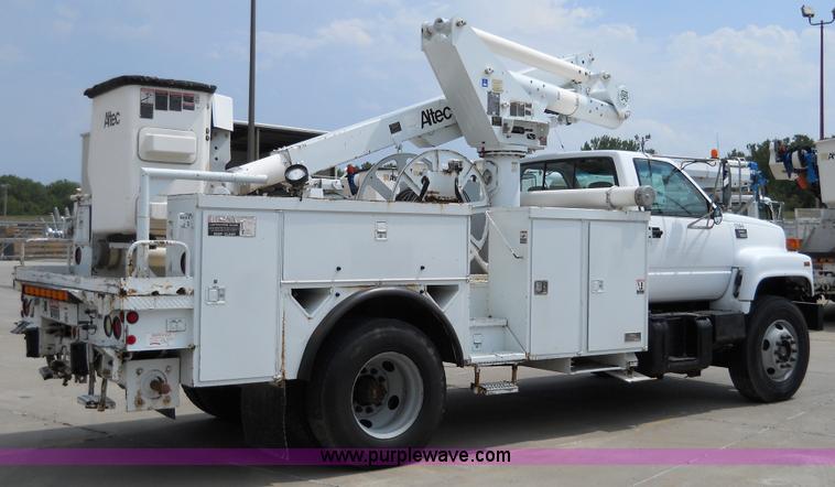 image for item 5061 1999 GMC C7500 bucket truck