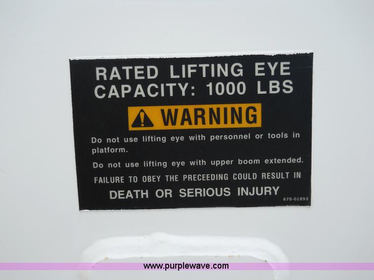 image for item 5061 1999 GMC C7500 bucket truck