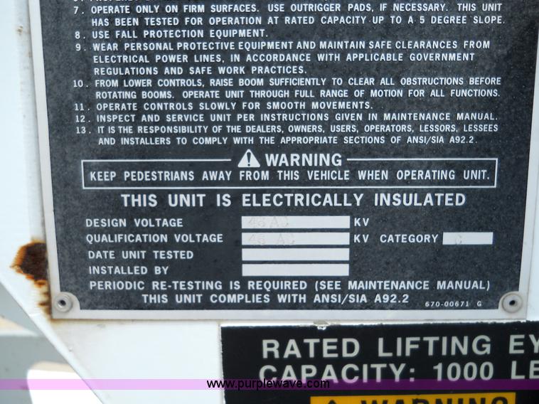 image for item 5061 1999 GMC C7500 bucket truck