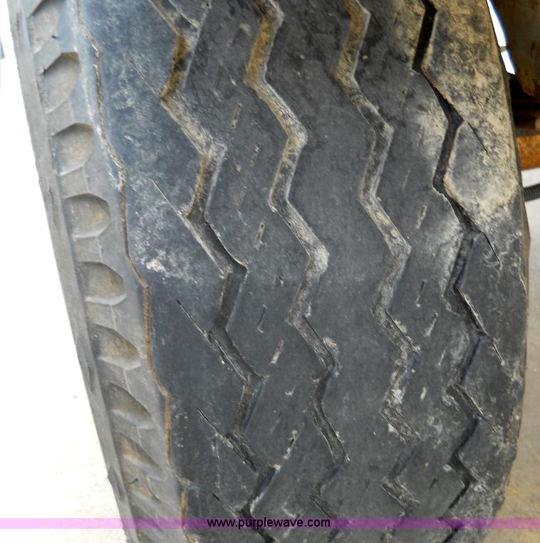 image for item 5062 1980 Butler BP7500 pole trailer