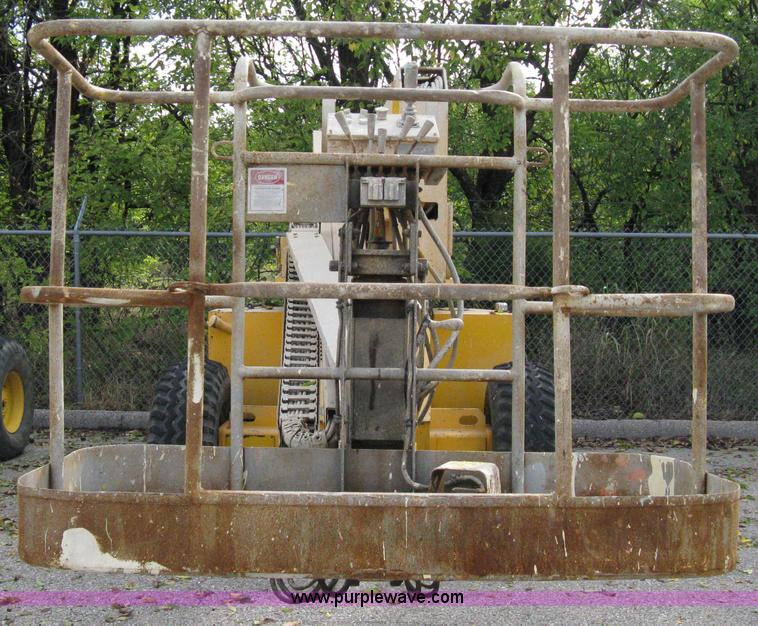 image for item 5117 Condor RT48A boom lift