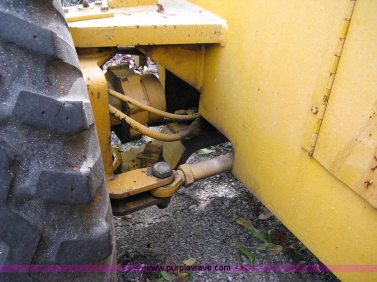 image for item 5117 Condor RT48A boom lift