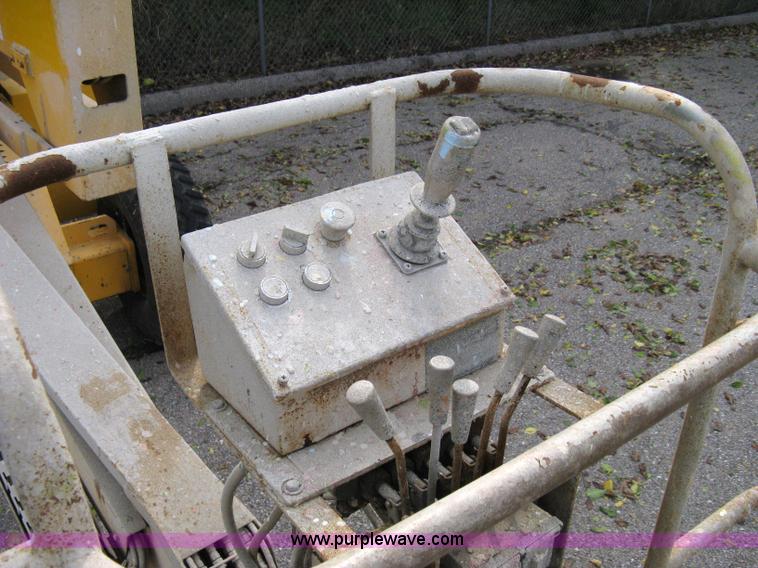 image for item 5117 Condor RT48A boom lift