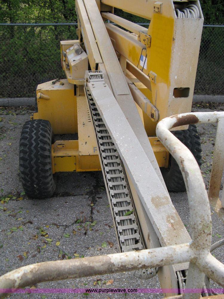 image for item 5117 Condor RT48A boom lift