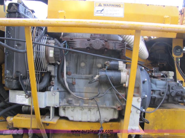 image for item 5181 1999 Puckett Bros T655 asphalt paver