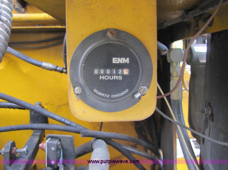 image for item 5181 1999 Puckett Bros T655 asphalt paver