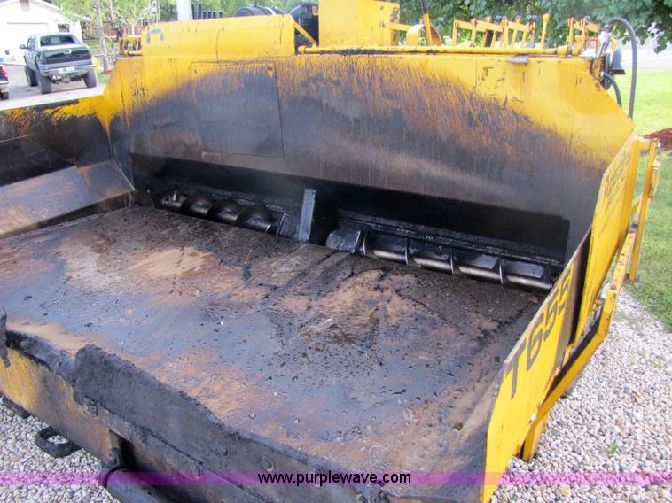 image for item 5181 1999 Puckett Bros T655 asphalt paver
