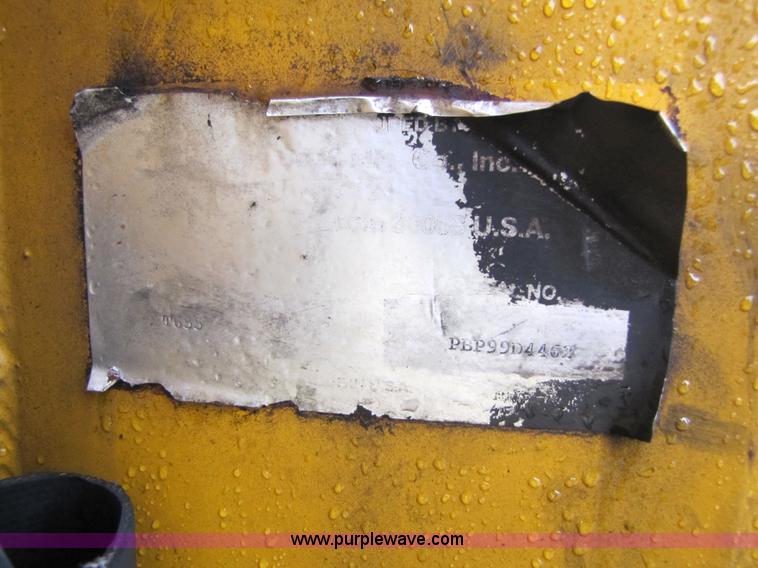 image for item 5181 1999 Puckett Bros T655 asphalt paver