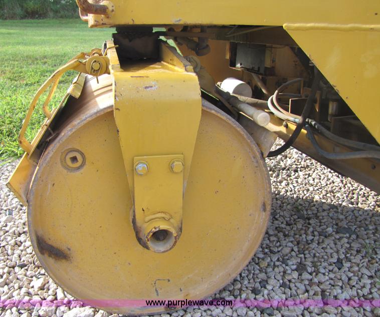 image for item 5182 1999 Rosco Vibrastat III vibratory roller