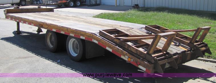 image for item 5192 1998 Trailboss double axle trailer
