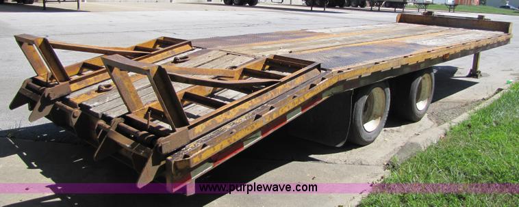 image for item 5192 1998 Trailboss double axle trailer
