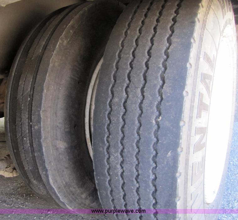 image for item 5192 1998 Trailboss double axle trailer