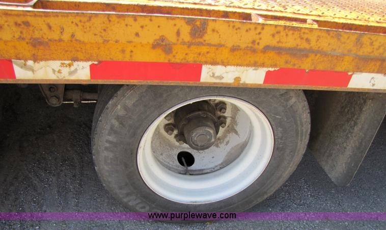 image for item 5192 1998 Trailboss double axle trailer