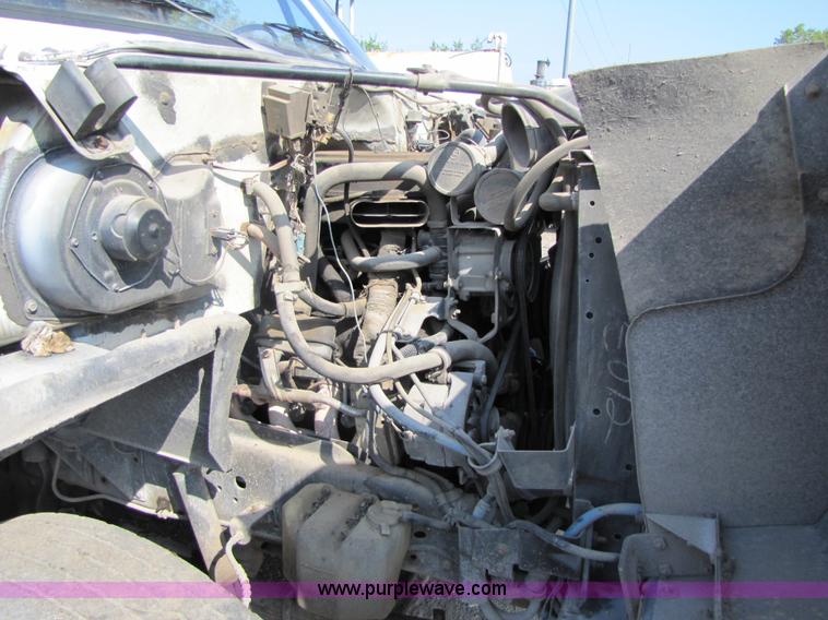 image for item 5246 1989 GMC C6500 dump truck