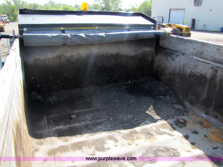 image for item 5246 1989 GMC C6500 dump truck