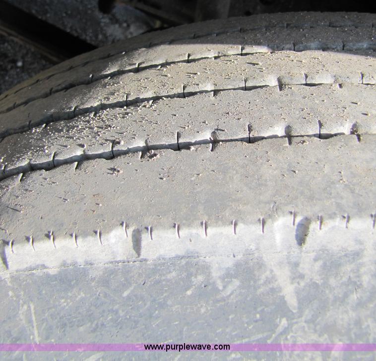 image for item 5246 1989 GMC C6500 dump truck
