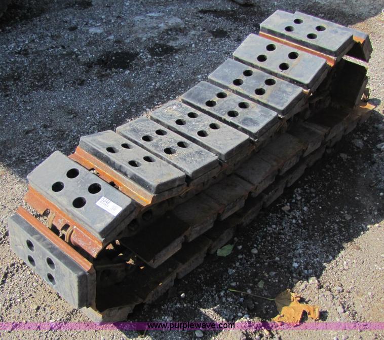 image for item 5248 Track with rubber pads