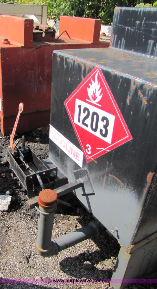 image for item 5250 2004 U.N./D.O.T. fuel tank