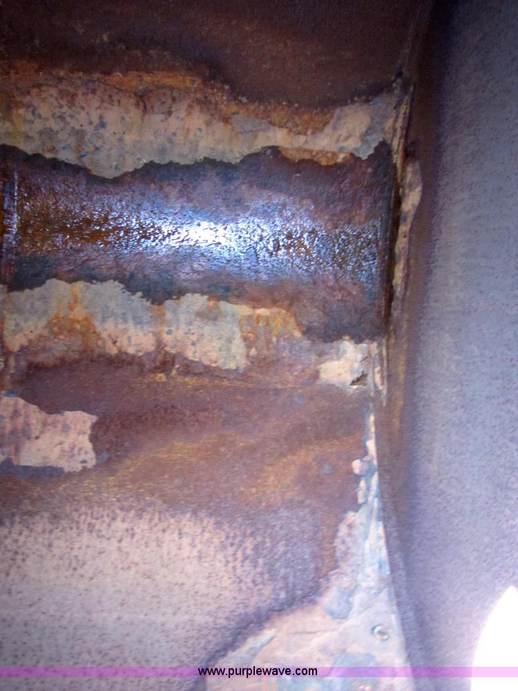 image for item 5253 1974 International Transtar 4200 water truck