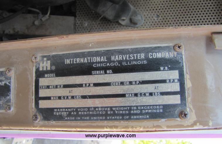 image for item 5253 1974 International Transtar 4200 water truck