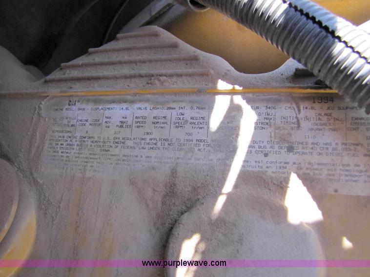 image for item 5270 1994 Ford LT9000 semi truck