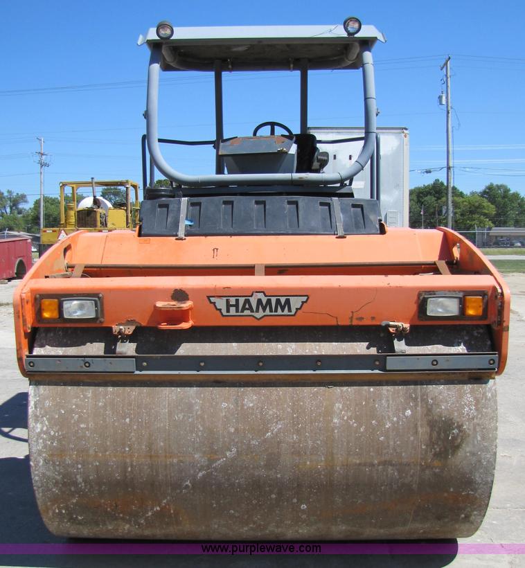 image for item 5272 Hamm HD-130-HV vibratory roller