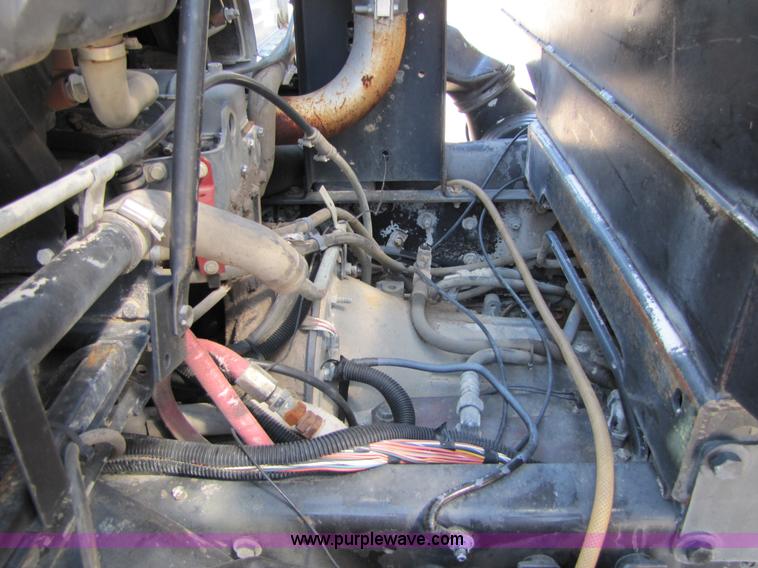 image for item 5277 1998 Mack Manager MS250P street sweeper vac