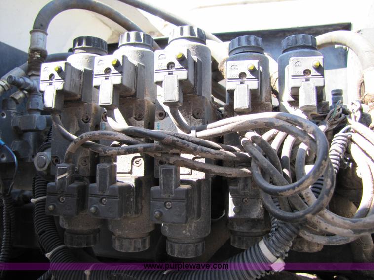 image for item 5277 1998 Mack Manager MS250P street sweeper vac