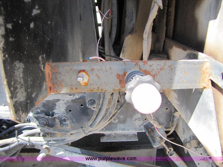 image for item 5277 1998 Mack Manager MS250P street sweeper vac