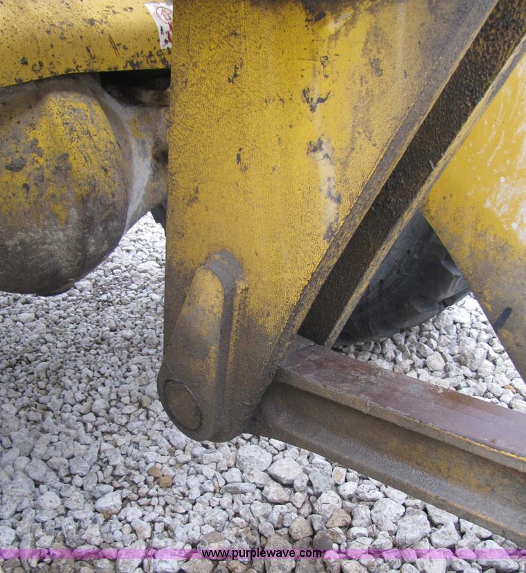 image for item 5299 1998 Komatsu WA450-3 wheel loader