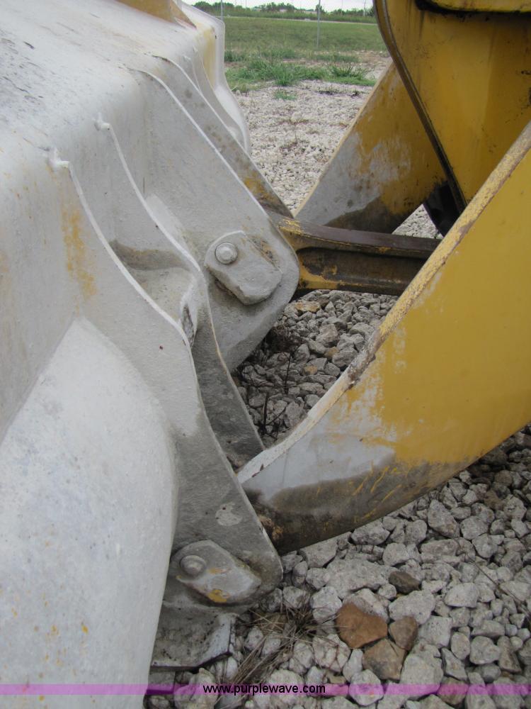 image for item 5299 1998 Komatsu WA450-3 wheel loader