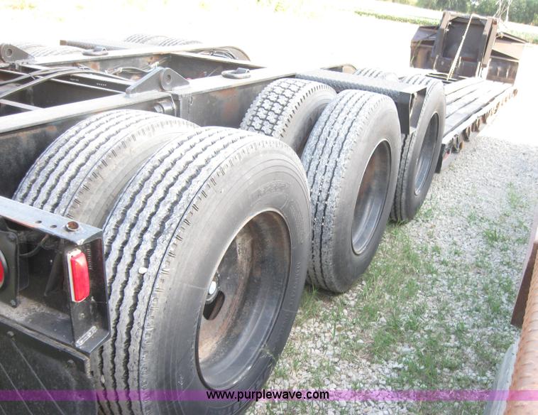 image for item 5567 1984 Talbert 39' lowboy trailer