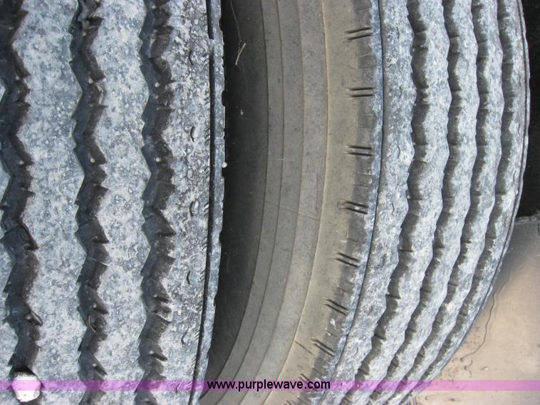 image for item 5567 1984 Talbert 39' lowboy trailer