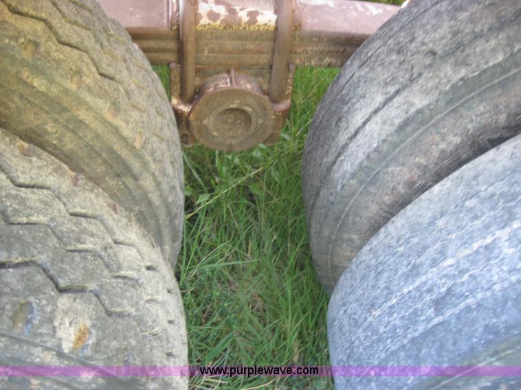 image for item 5568 1990 Ranco 42' bottom dump trailer